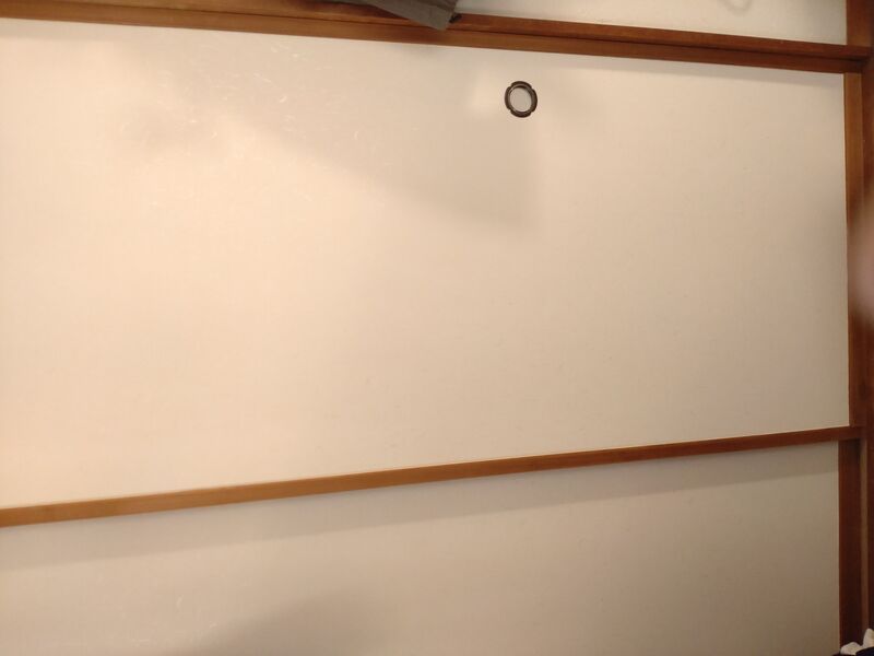 猫ちゃん対応ふすま紙で修理後